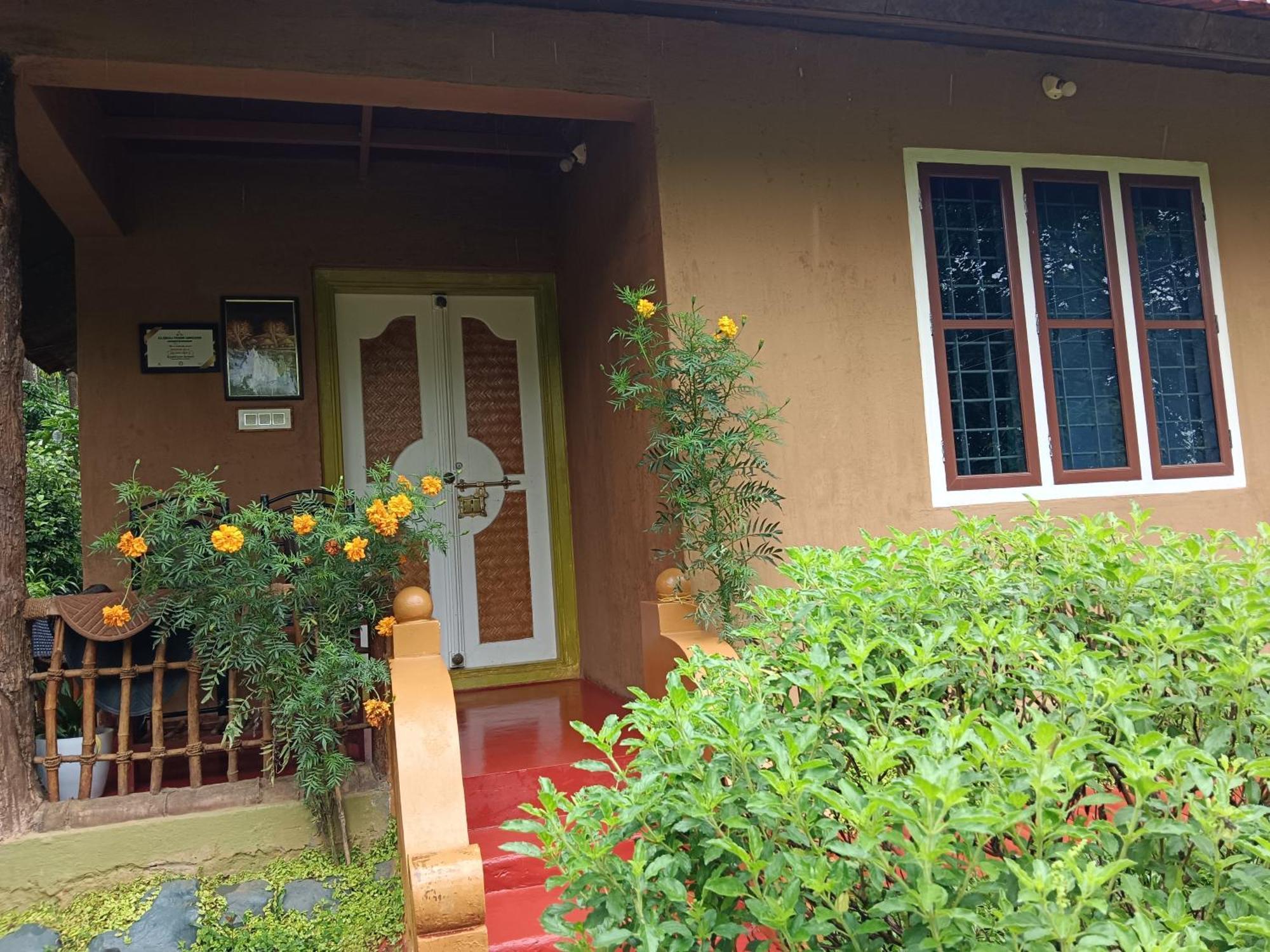 Kalidasa Tree House&Villa, Wayanad Chegat Bagian luar foto