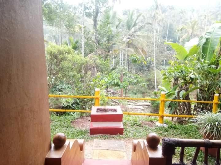 Kalidasa Tree House&Villa, Wayanad Chegat Ruang foto